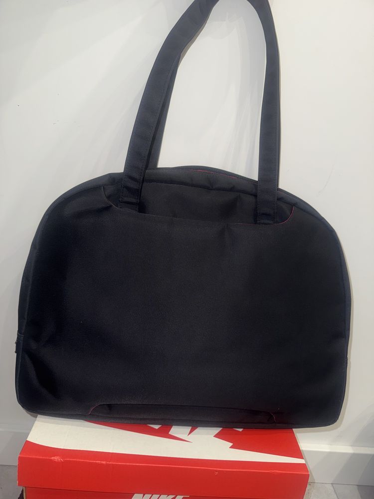 Torba na laptopa