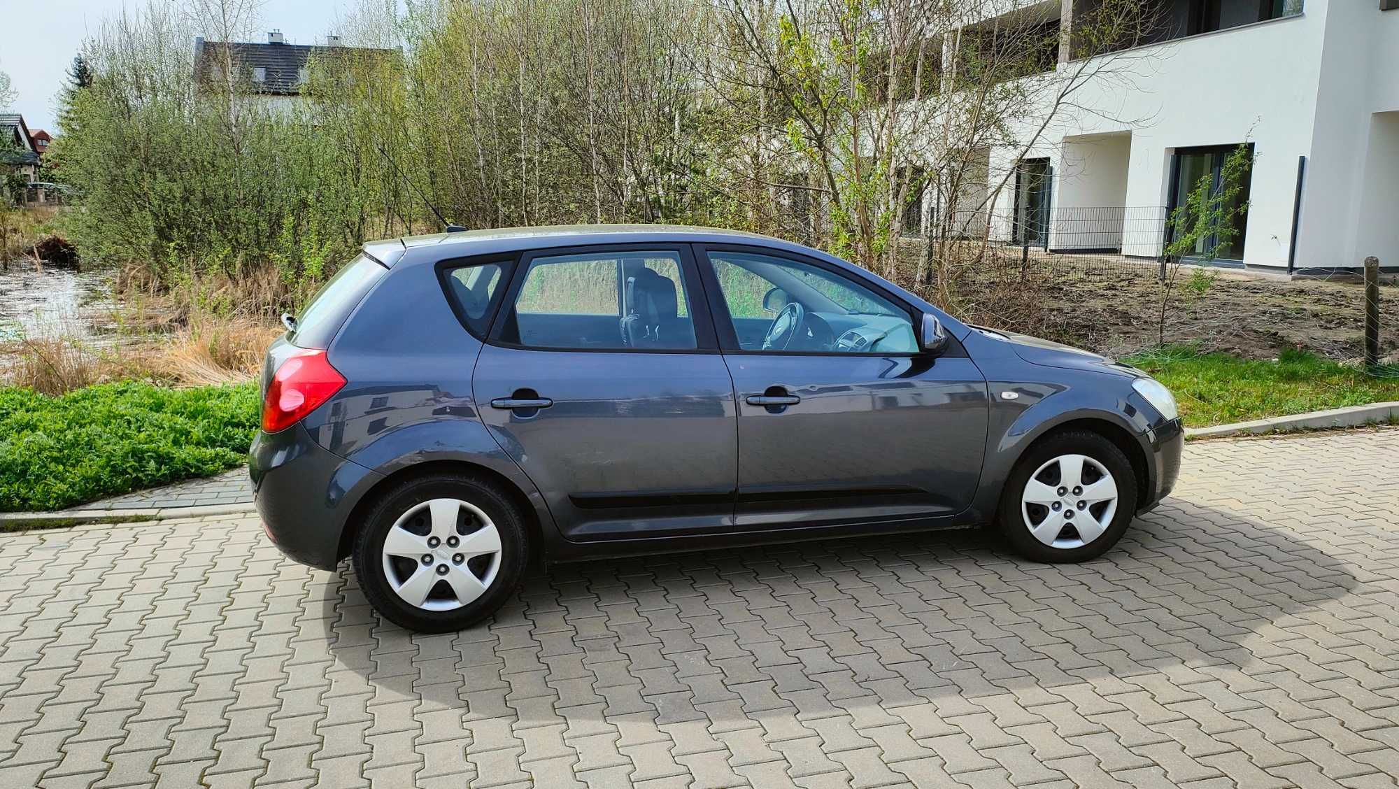 Kia Ceed 1.6 CRDI Automat klimatronik