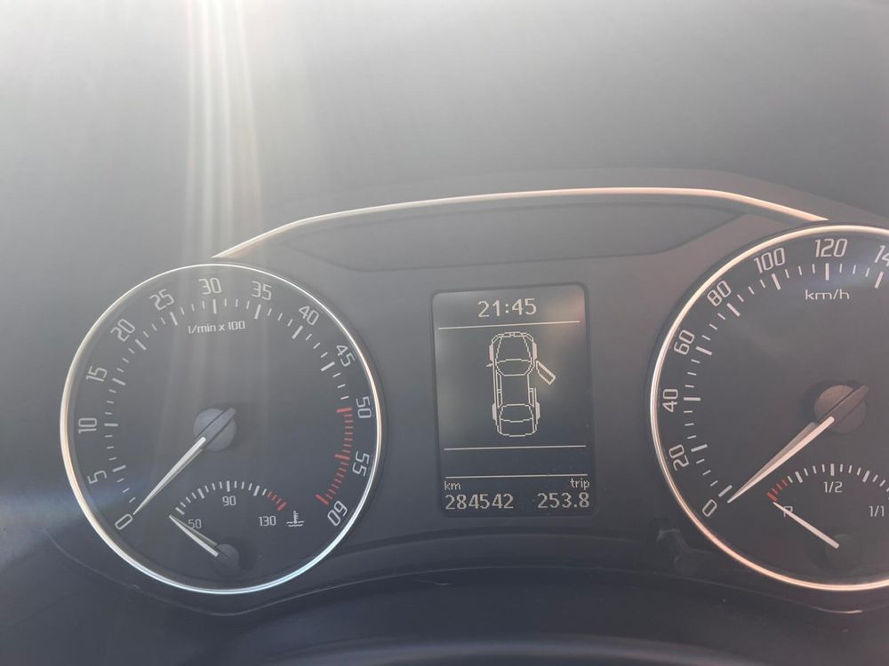 Skoda Octavia  1,6 tdi automat kombi