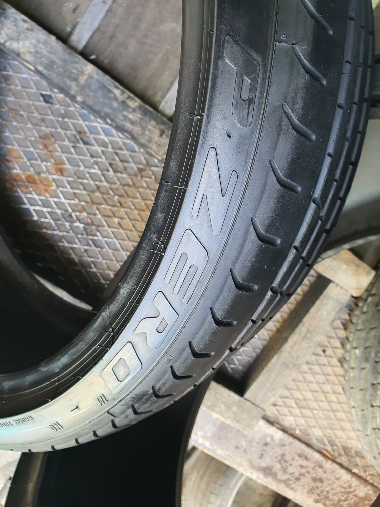 Шини літні Pirelli P Zero R20 245/35 2шт-2600грн.ID