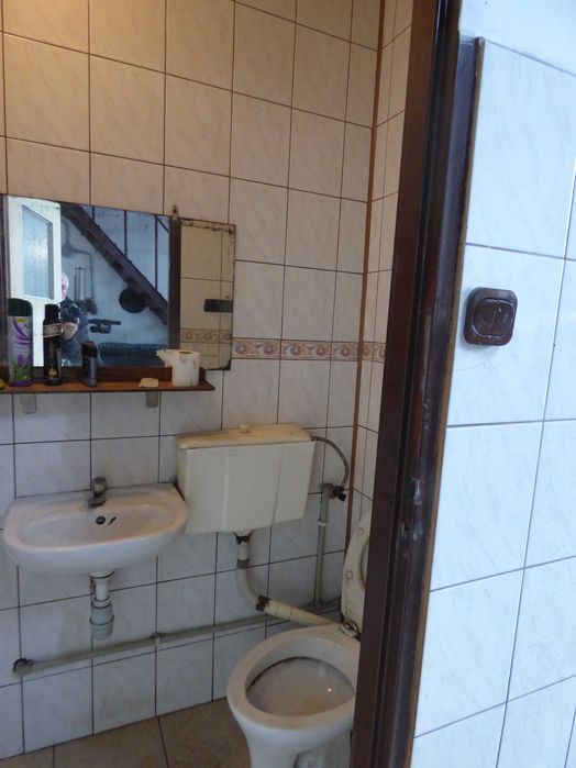 Do wynajmu hale na warsztaty/magazyny/produkcję