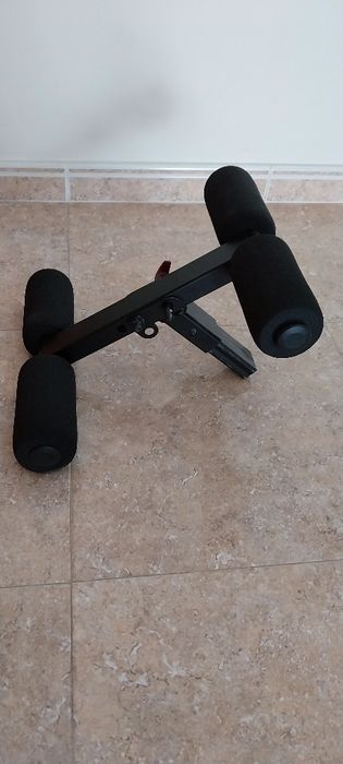 Banco e material de musculação