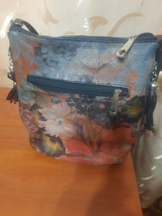 Сумка    кожаная