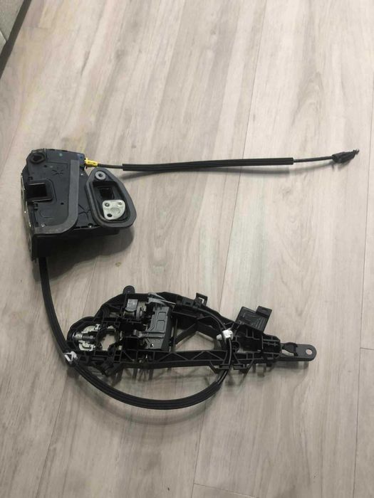 Części do opel astra K (elementy z drzwi)