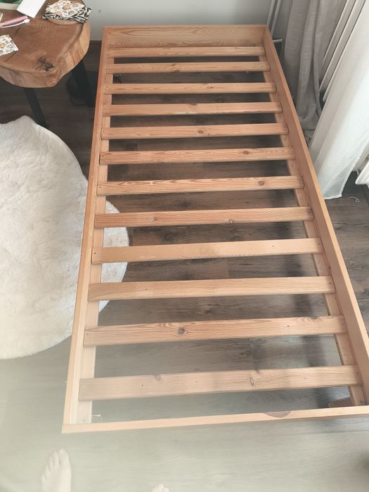 Łóżko drewniane 90x200