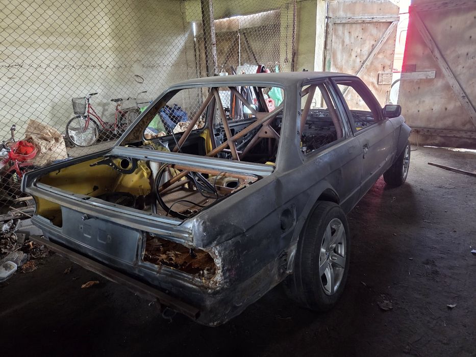 Bmw e30 coupe drift klatka tylny wózek e39