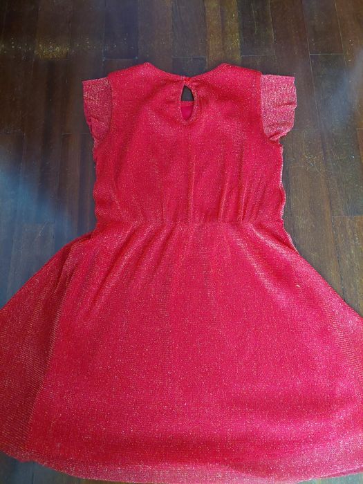 Vestido vermelho brilhante 6 anos