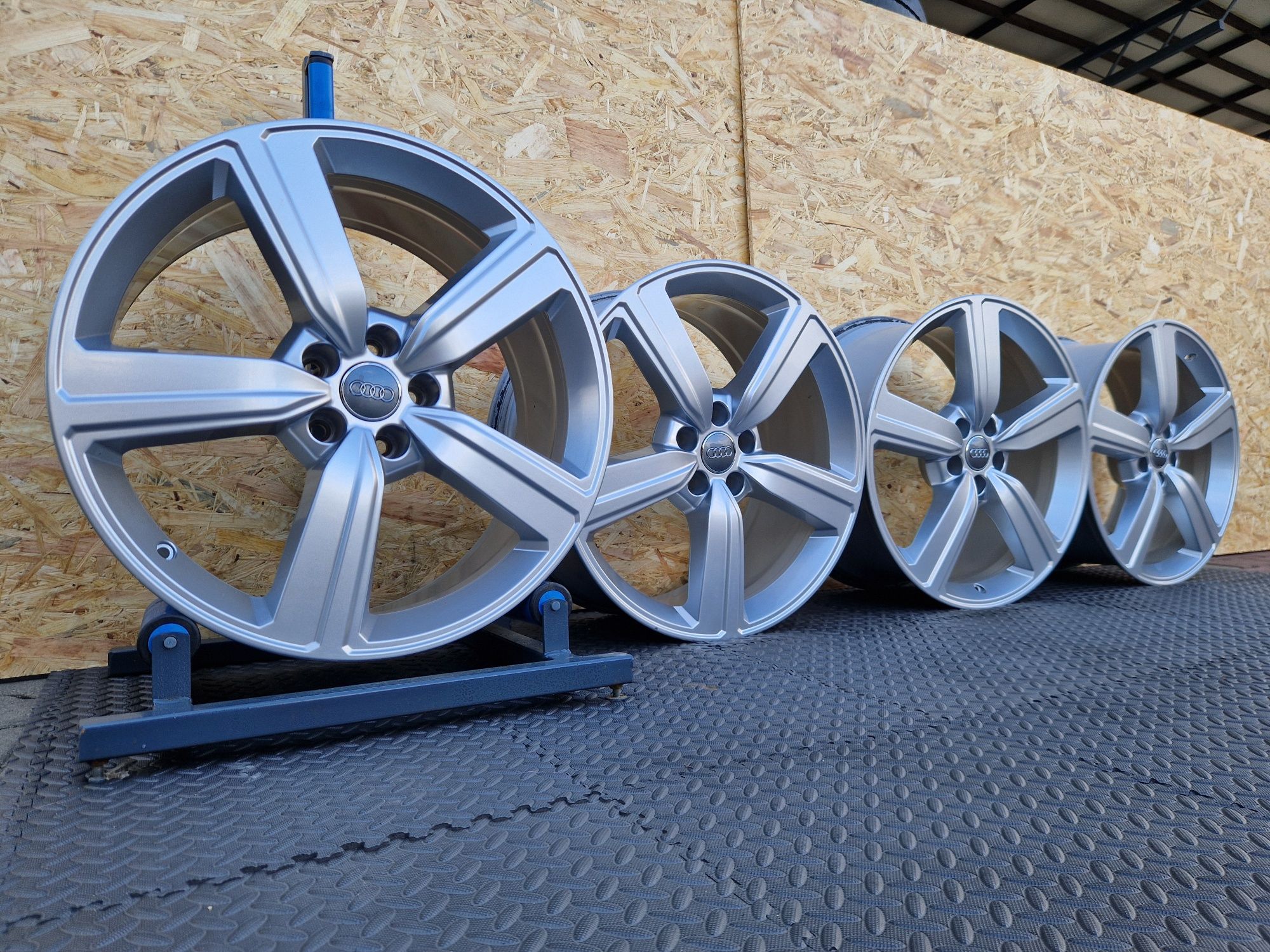 Felgi aluminiowe 5x112 20" Audi OM 4KE601025S