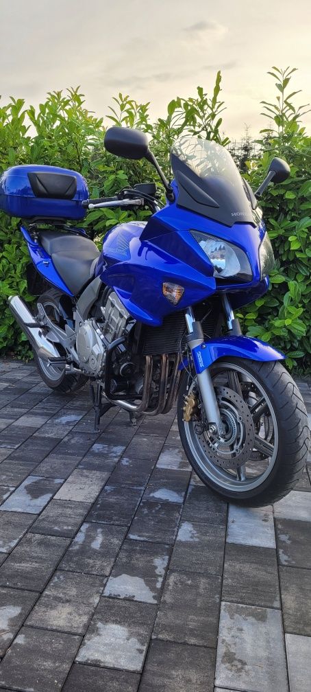 Honda CBF1000  2007r 1 właściciel kpl kufrow org przebieg