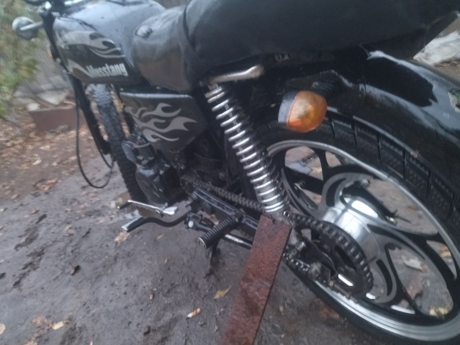 Продам мустанг 110 куб