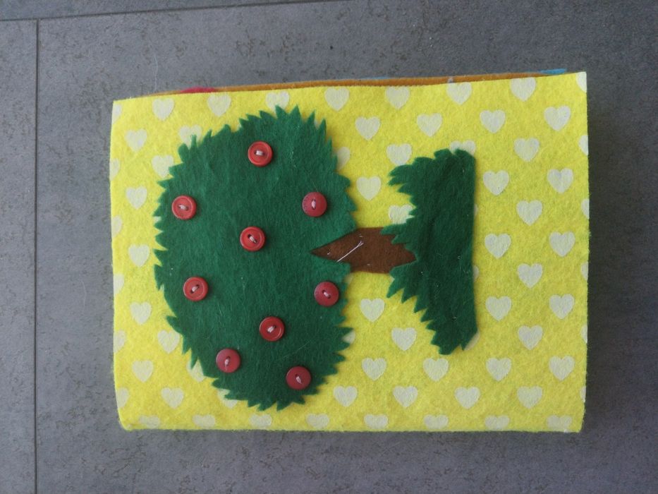 Фетрова сенсорна книжка