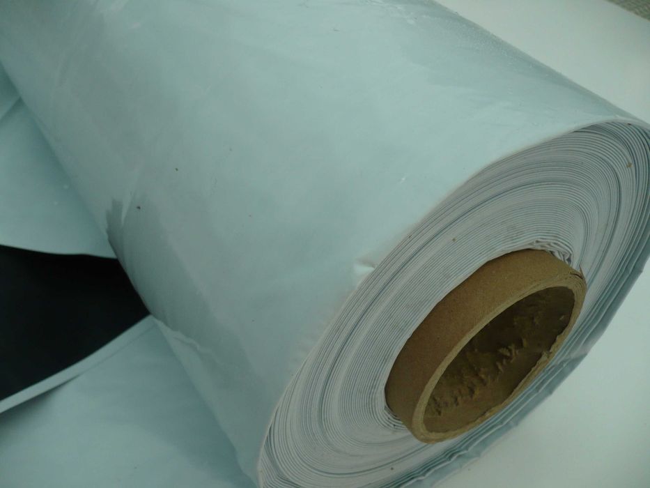 Folia kiszonkarska  pryzmowa 10x33 czarno biała 5 warstwowa