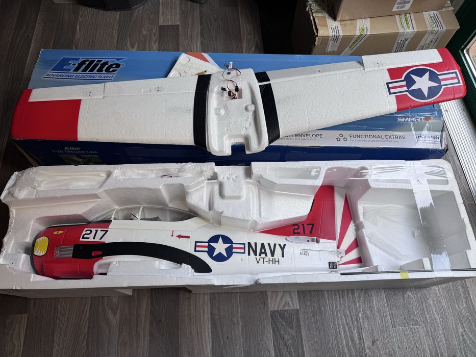 Samolot E-flite T-28 Trojan 1.2m  PNP