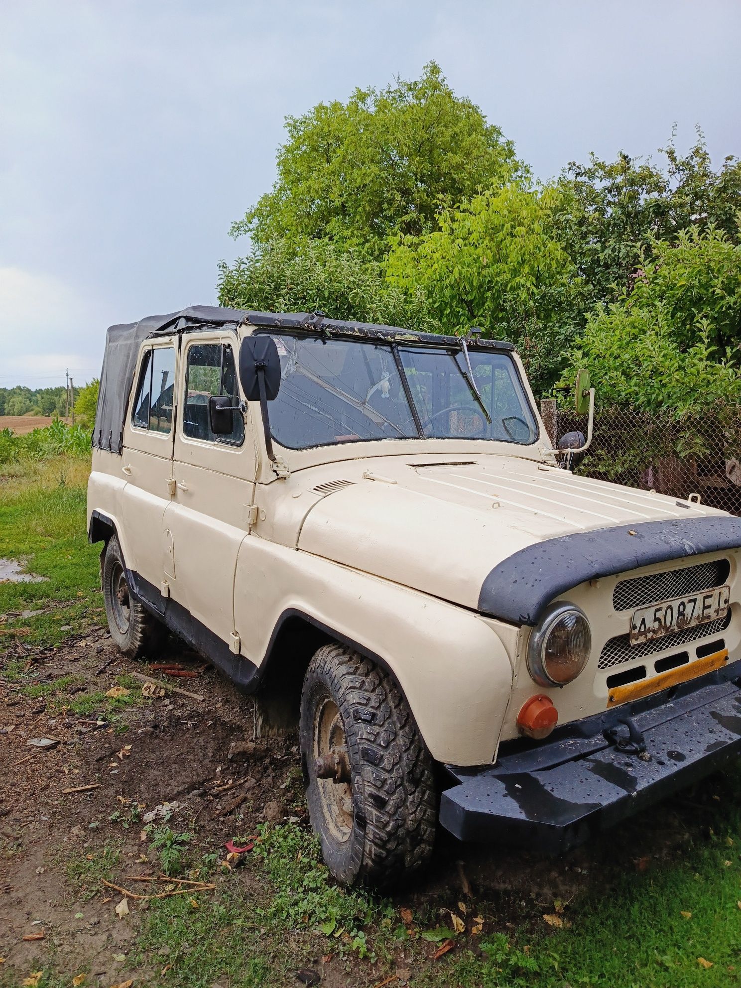 Продам УАЗ срочно