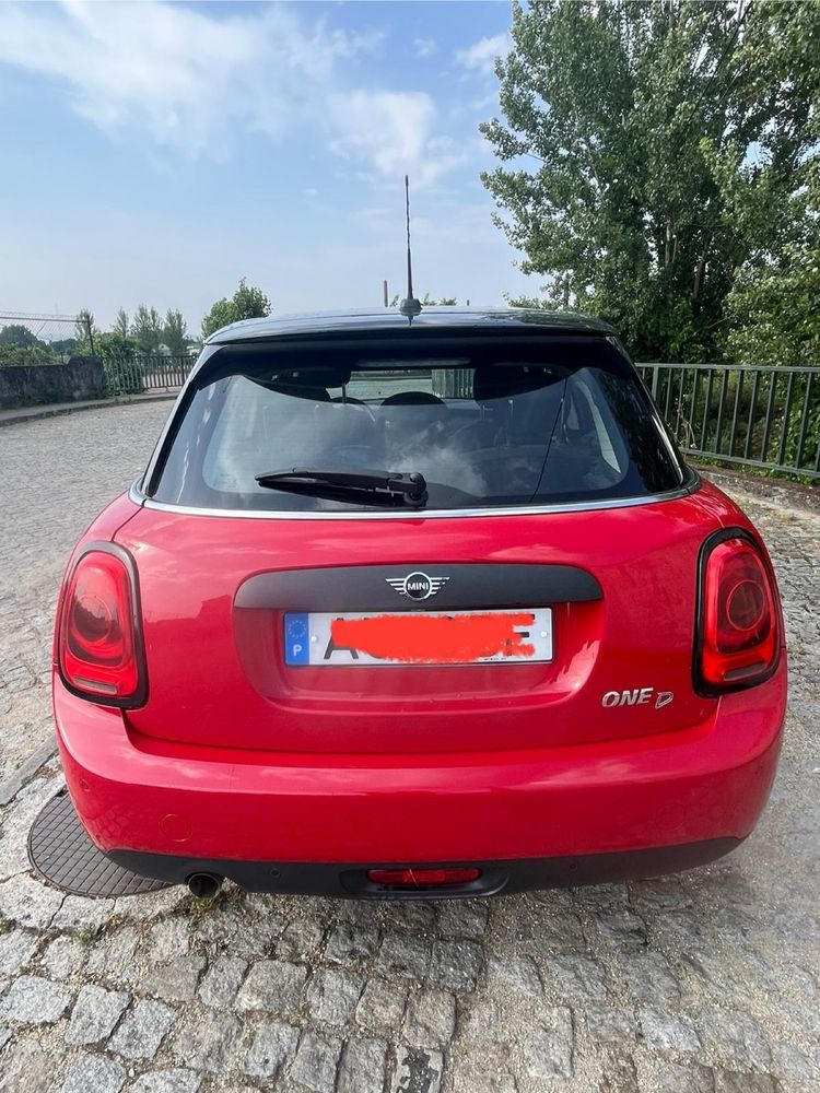 Mini cooper one f56