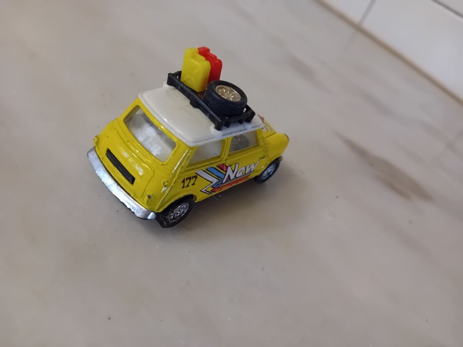 Miniatura Mini Cooper Escala 1:64 Antiga