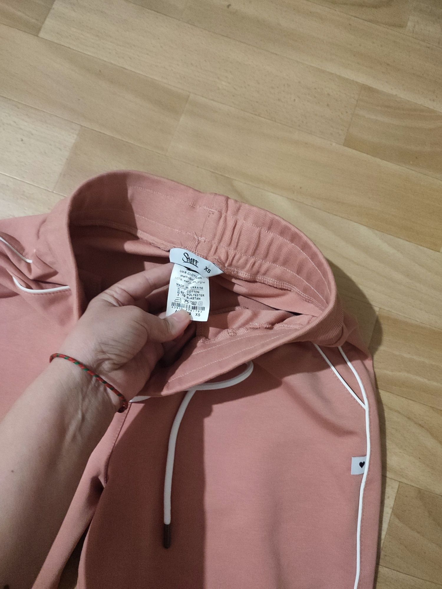 Продам спортивные штаны брюки женские р XS-42  новая
