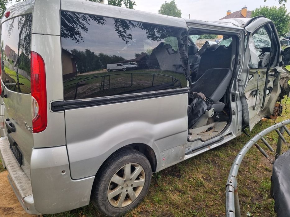 Рено трафік на запчастини 2.0