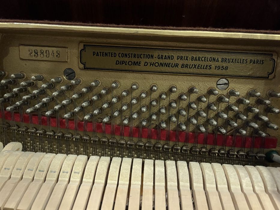 Піаніно Петроф Petrof