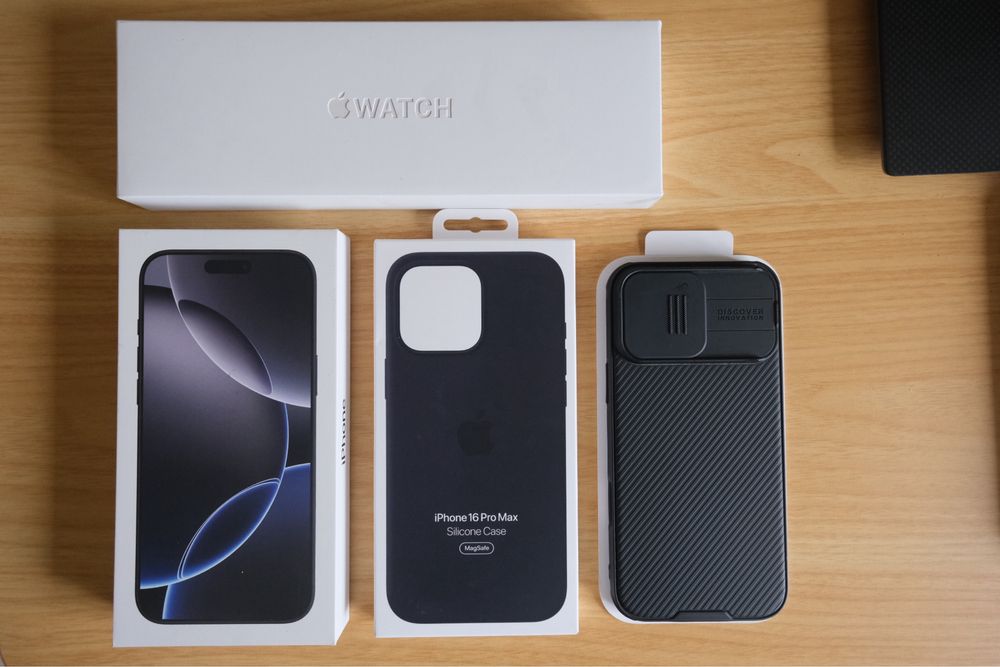 Iphone 16 pro max 256gb + Apple Watch 10 46 mm + Capa silicone origina