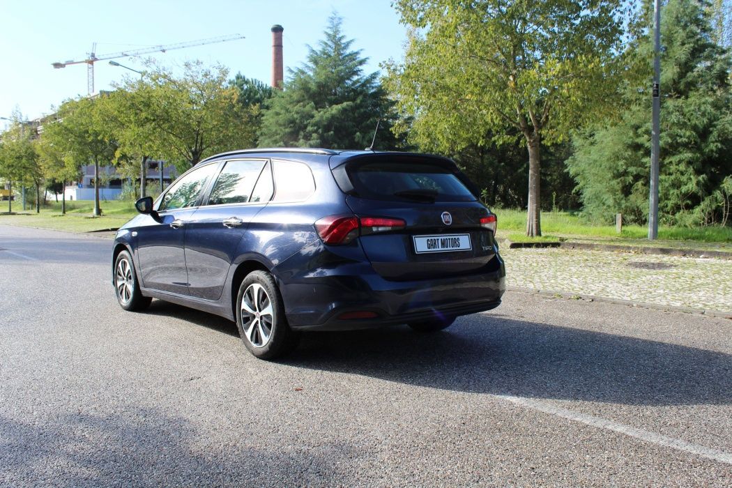 Fiat Tipo Station Wagon 1.6 M-Jet Lounge Tech