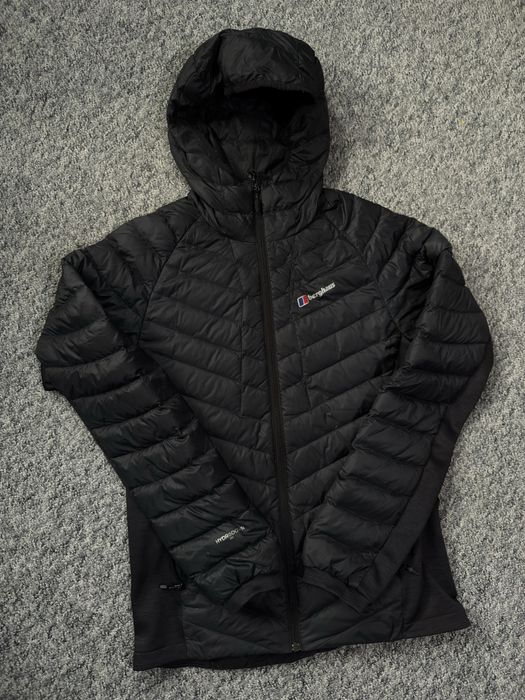 Микро пуховик berghaus