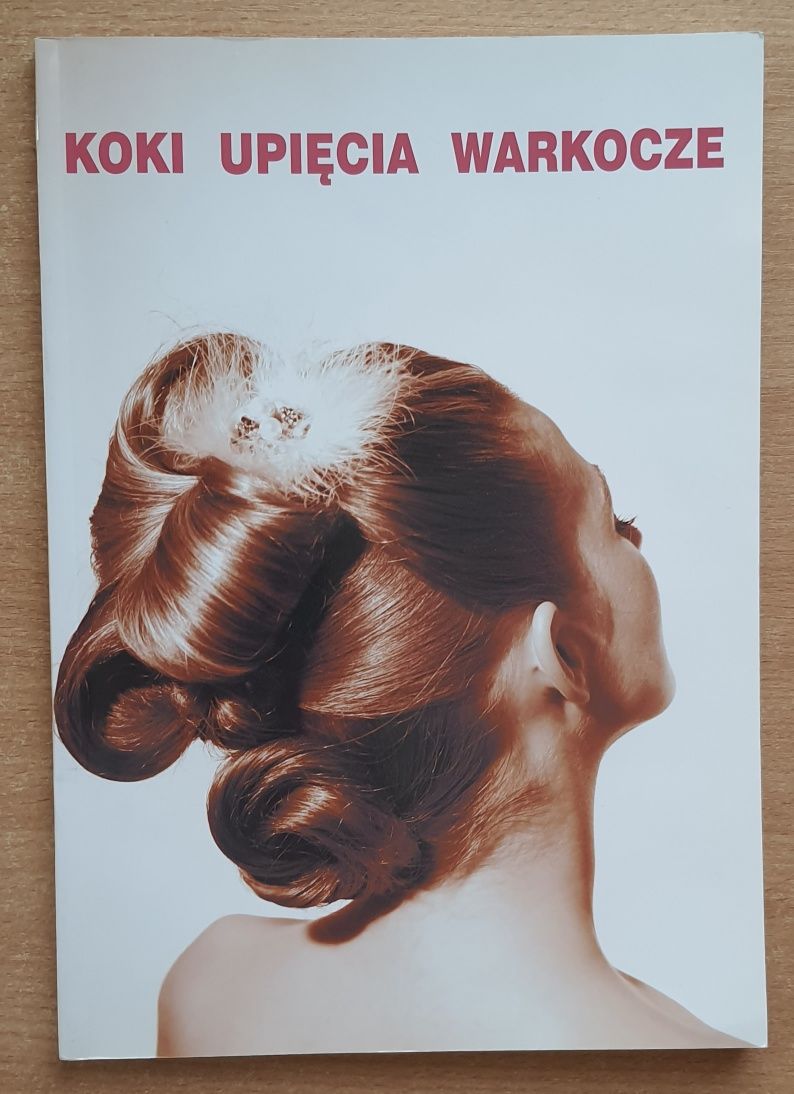 "Koki, upięcia, warkocze" Zuzanna Sumirska