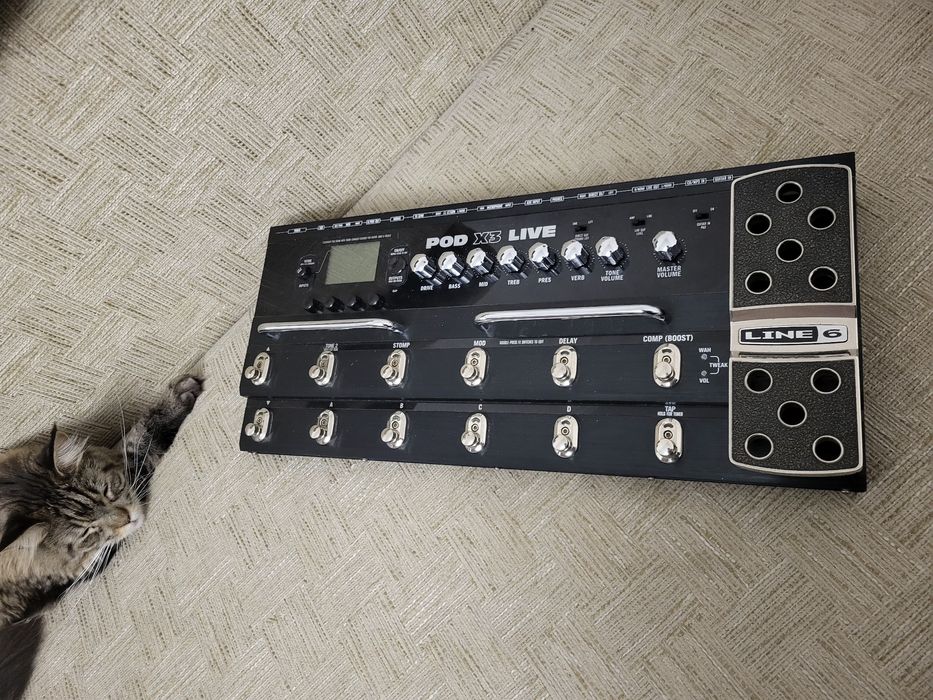 Line 6 x3 live гітарний процесор