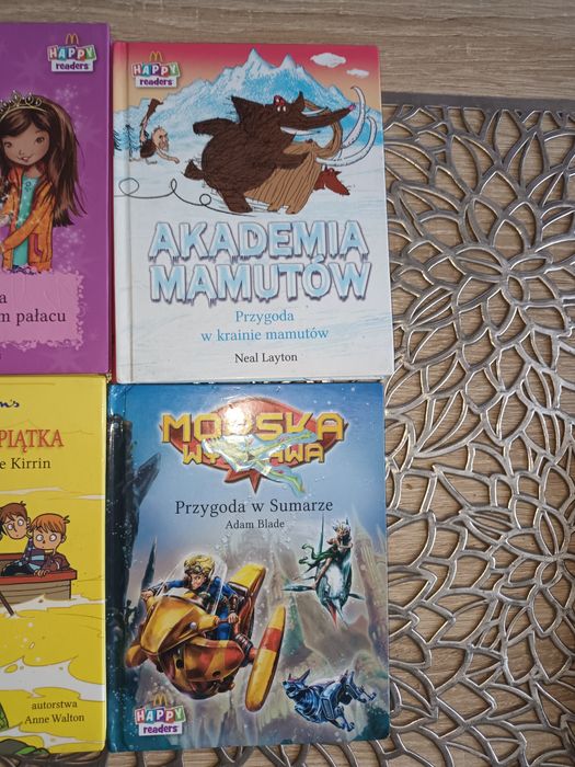 Zestaw książeczek dla dzieci.