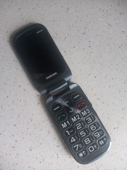 Telefon Maxcom mm826 uszkodzony dla kolekcji