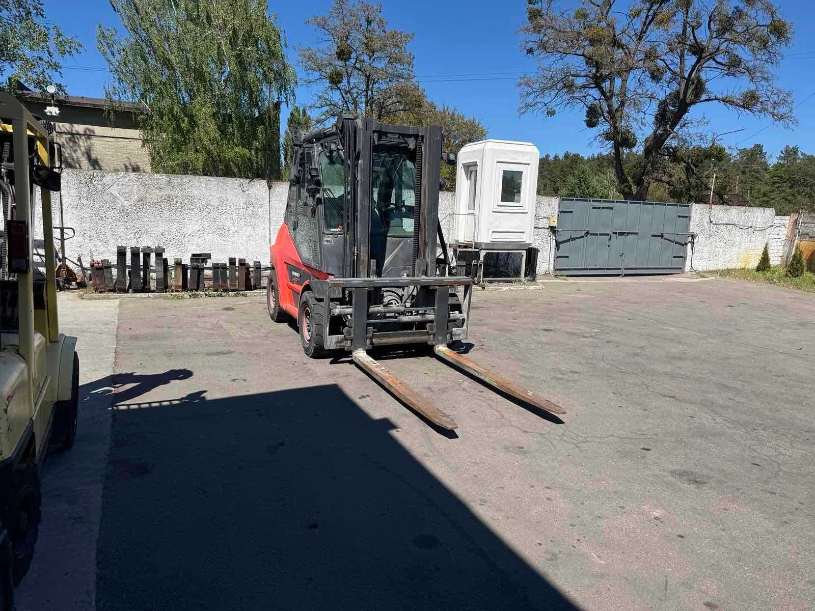 Навантажувач вилковий Linde H60T-03