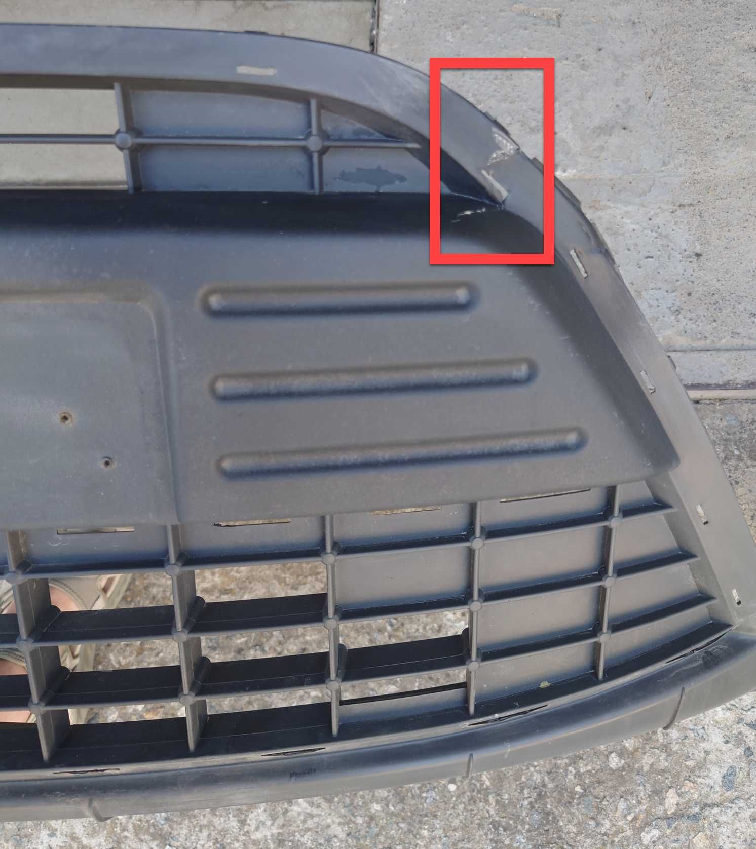 1503599 FORD HALTER Решетка бампера переднего Ford Kuga б/у