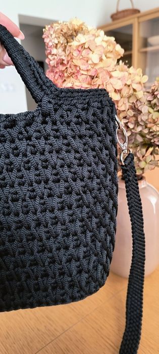 Torebka robiona na szydełku