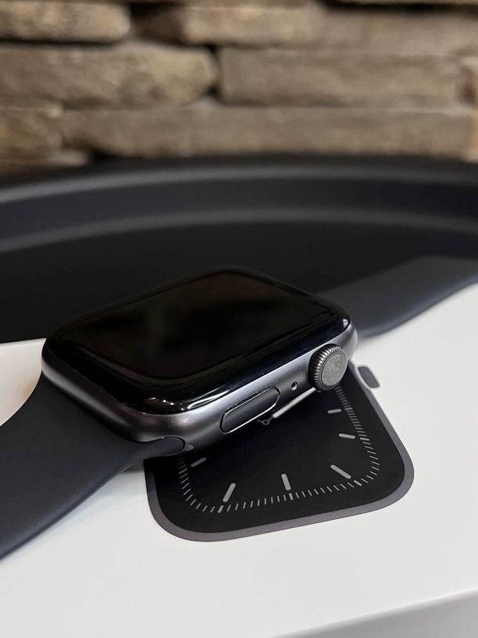 ІДЕАЛ Apple Watch Series 5 Aluminum Case 44mm GPS | 82% Эпл Вот 5