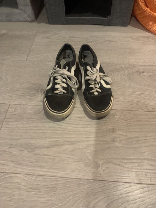Tenis imitacao vans em bom estado