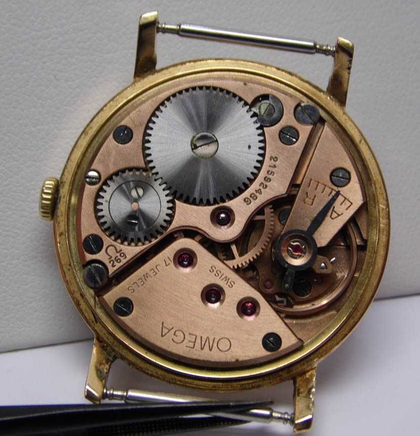 Złoty zegarek Omega Century od Prezydenta Włoch Antonio Segni.