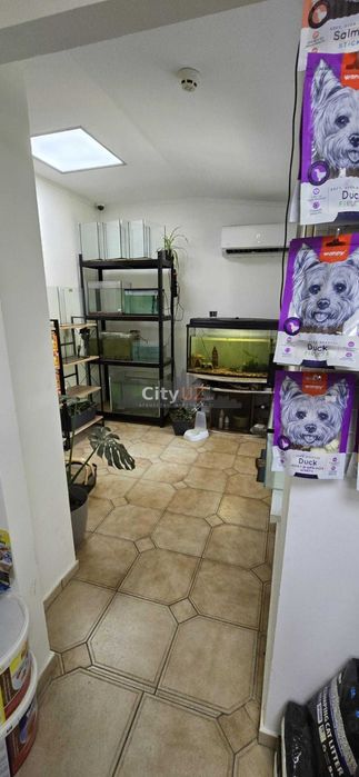 Продається комерційне приміщення на вул. Минайській