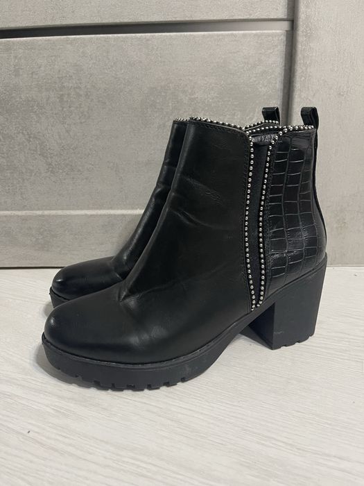 Жіночі замшеві сапожки осінній 39 розмір , зимові жіночі сапочки