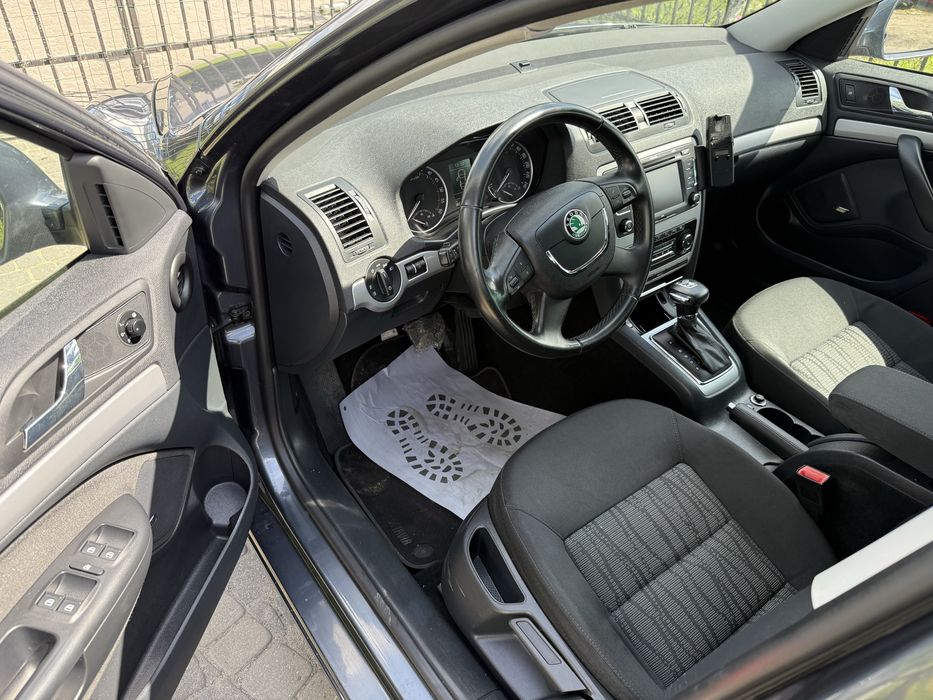 Skoda Octavia 2.0 tdi 2009 rok automat xenon ladna