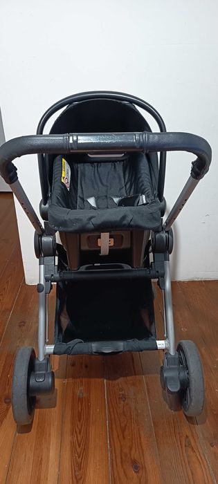 Vendo Carrinho de Bebe Chicco Fechamento envelope + ovo + base  do ovo