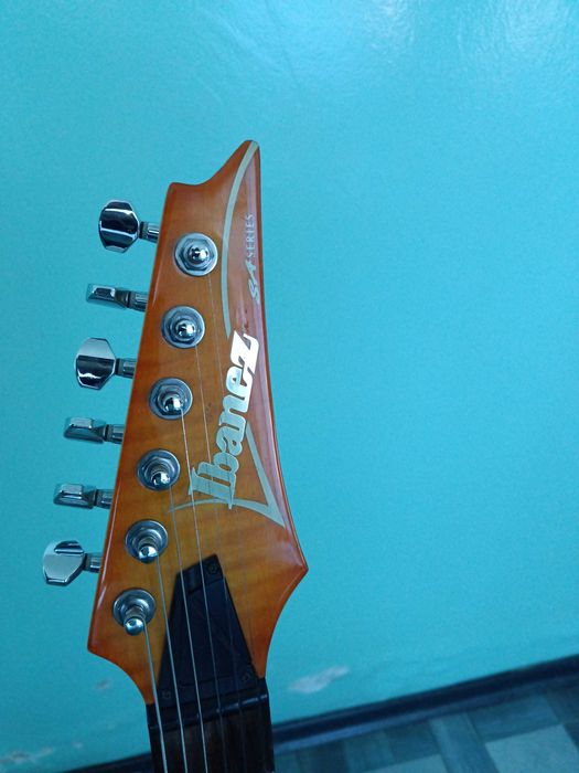 Gitara elektryczna ibanez