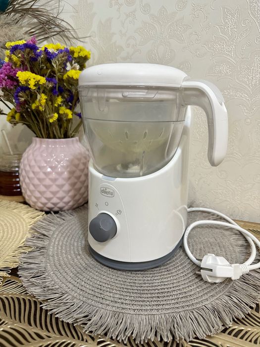 Пароварка блендер Сhicco