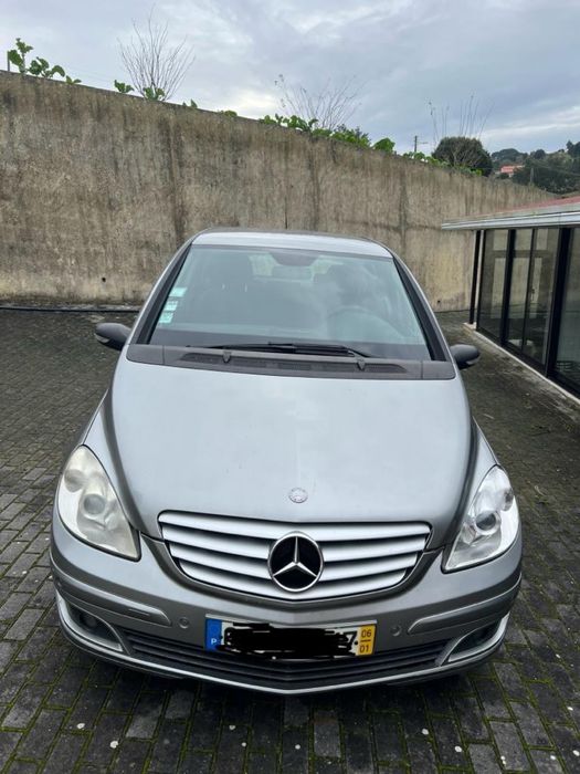 Mercedes b 180 motor 2000cm 4 pneus novos e revisao oleo filtro feitos