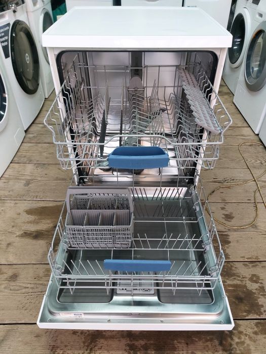 Посудомийна машина посудомийка посудомойка Bosch 60см окремостояча