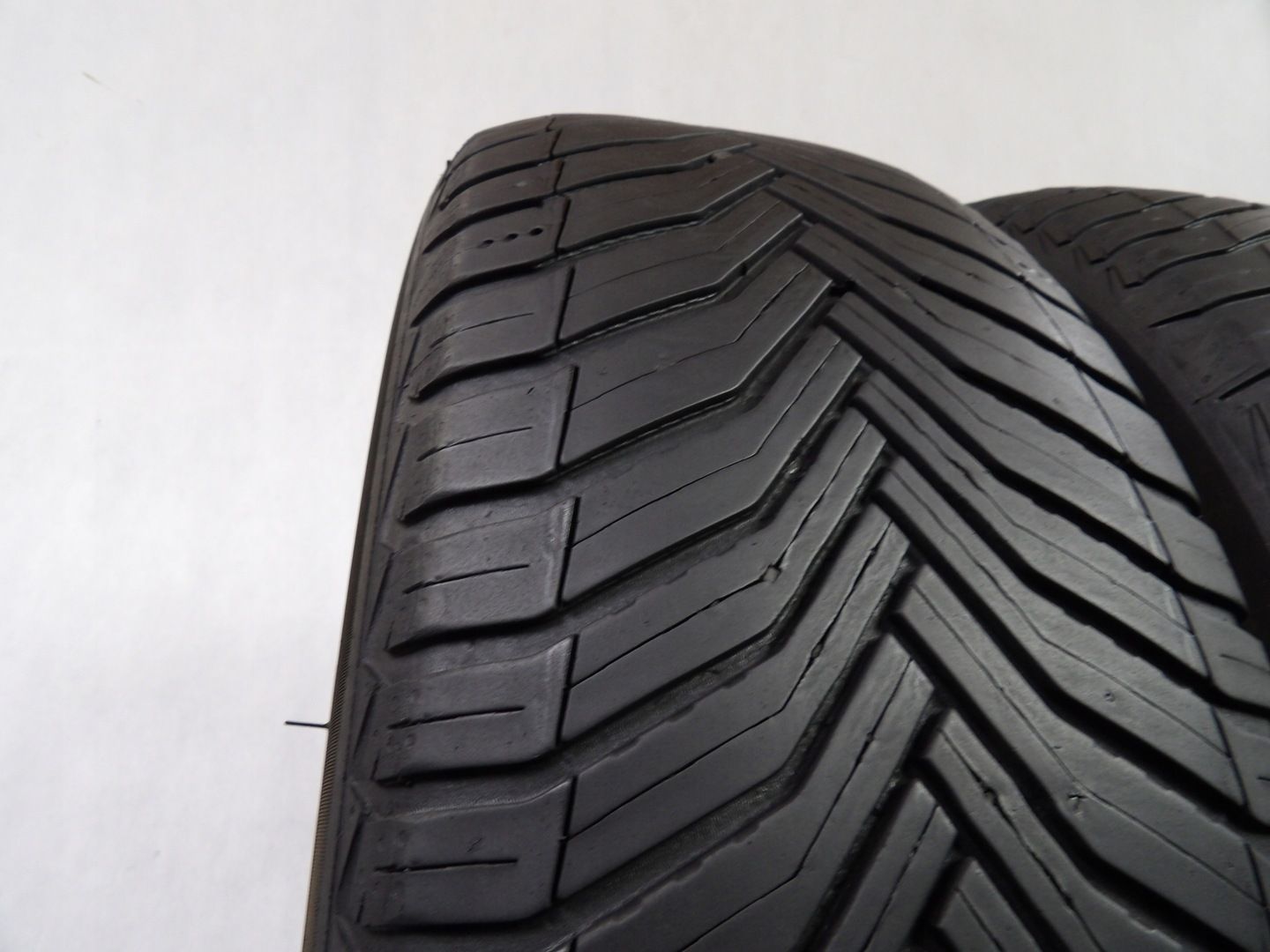 2X opony 215/60R17 MICHELIN CROSSCLIMATE 2