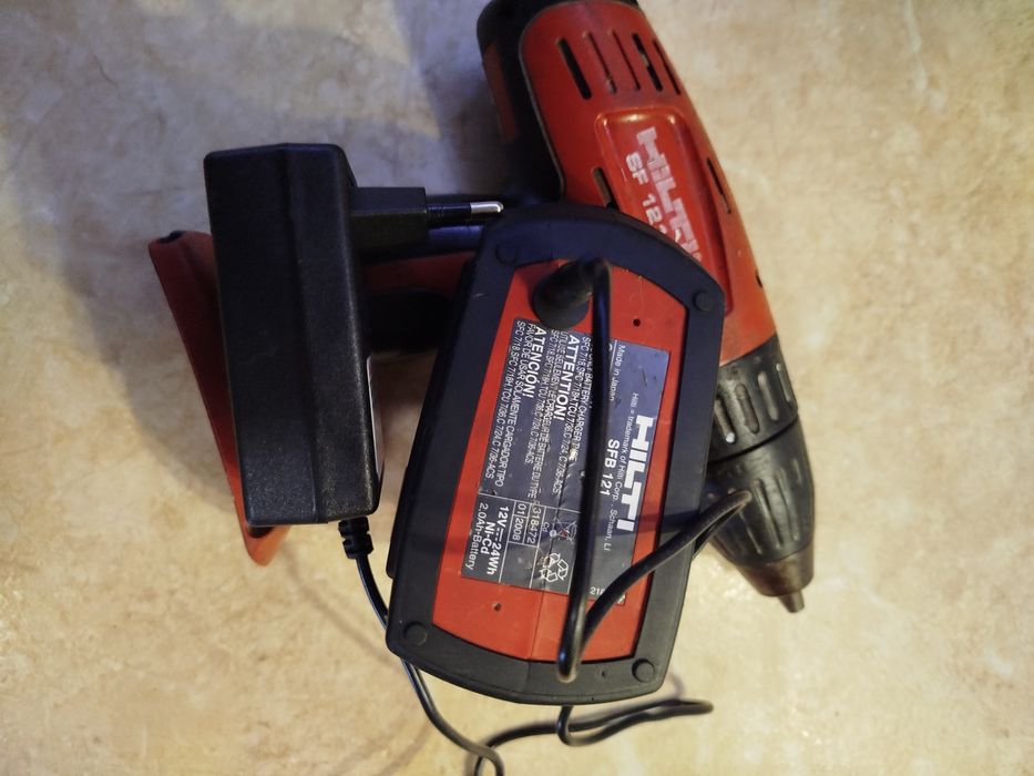 Шуруповерт Hilti