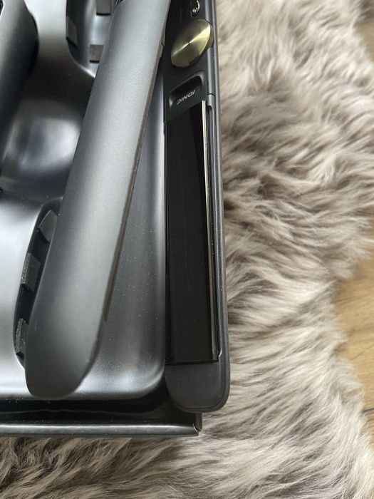 Випрямляч (праска) для волосся Philips hps930