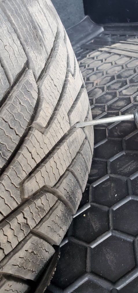 Колеса поштучно на Прадо зима Kumho I Zen KW31 265/65 R17 116R XL