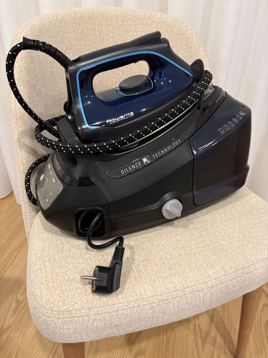 Ferro com Caldeira ROWENTA Silence Steam Pro