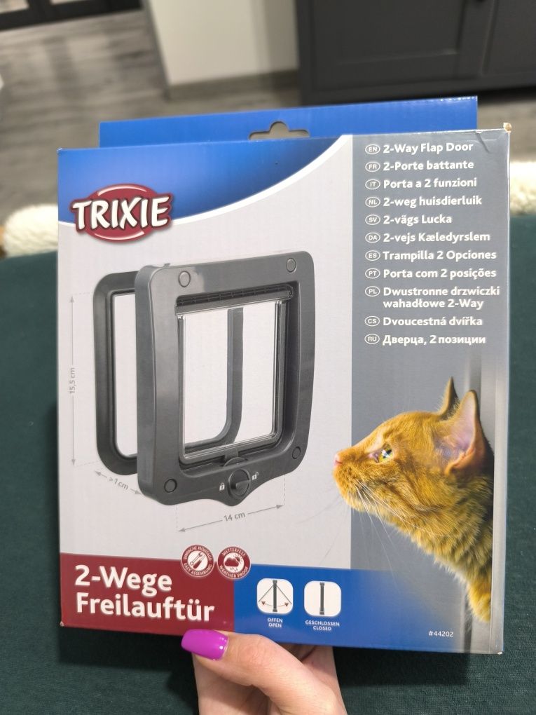 Drzwiczki wahadłowe dla kota